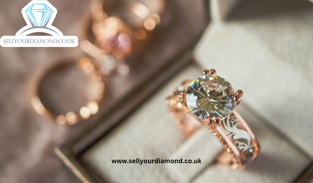 How To Sell Your Antique Vintage Jewellery Pieces at The Best Cost?